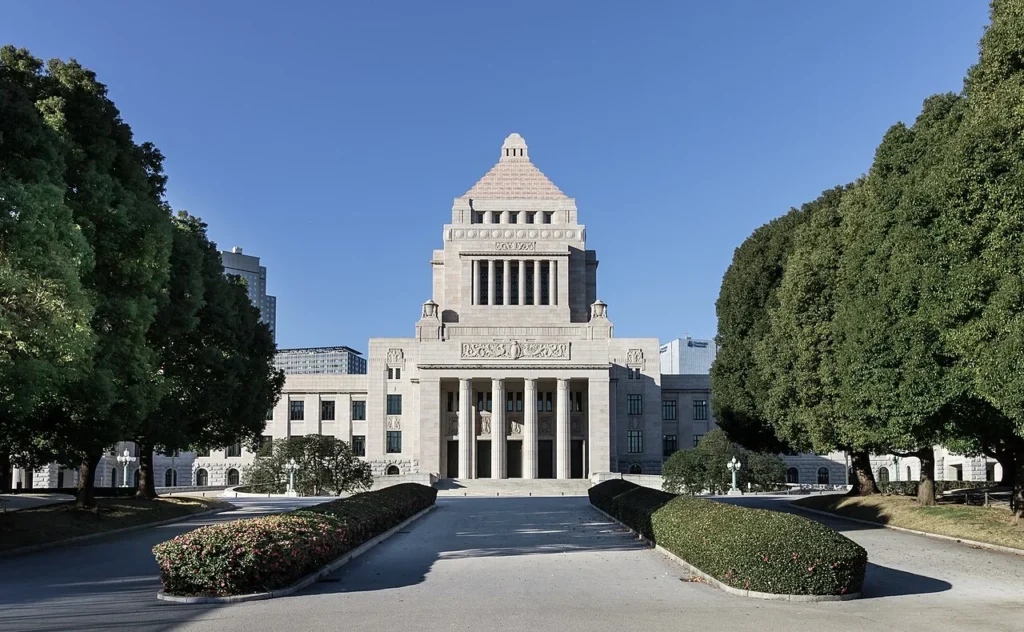 国会議事堂の中央塔の屋根