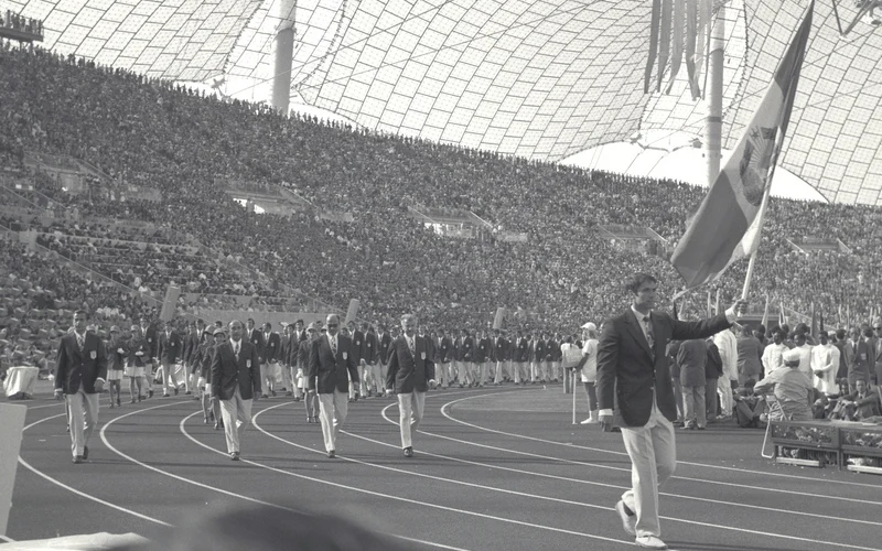 1972年ミュンヘンオリンピック開会式に入場するルーマニア選手団