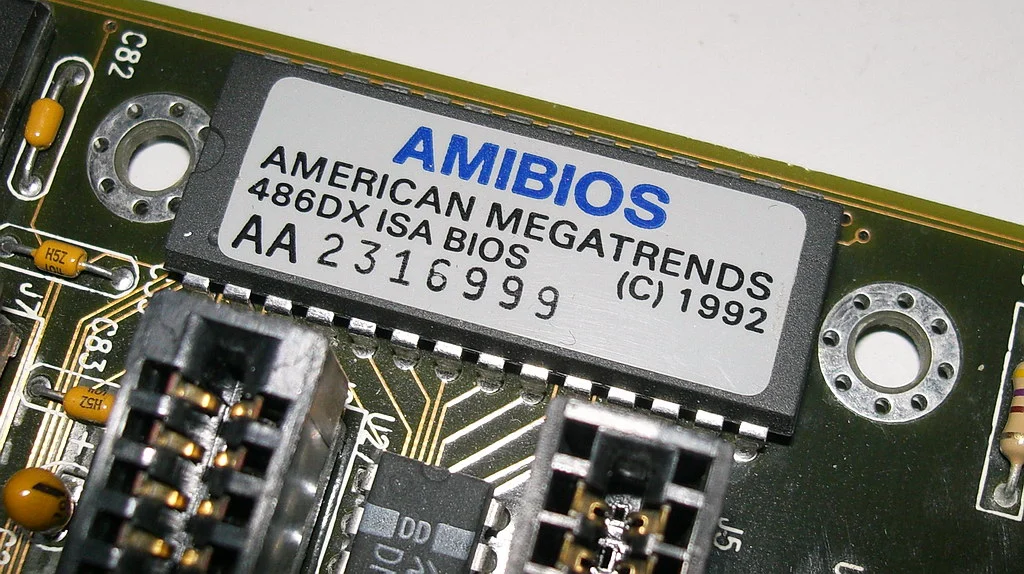 1992年のAMIBIOS ROMチップ