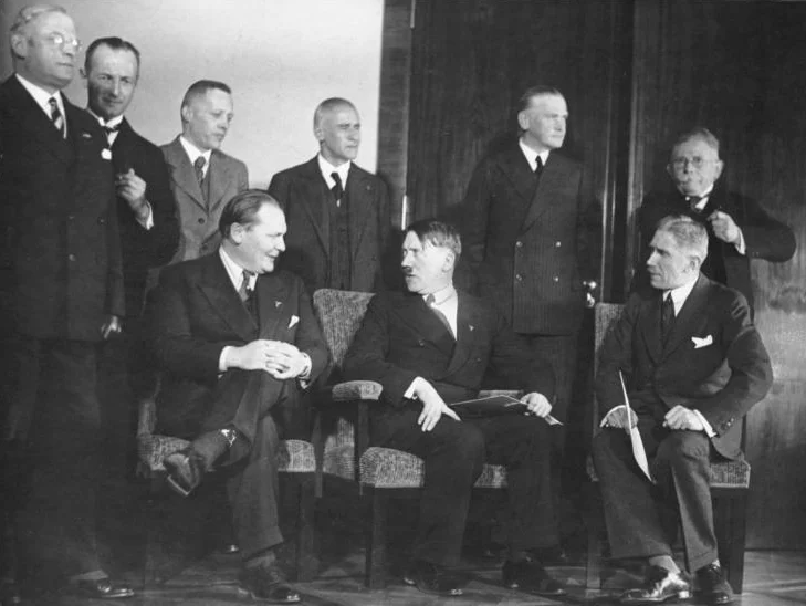 1933年1月30日に成立したヒトラー内閣の閣僚