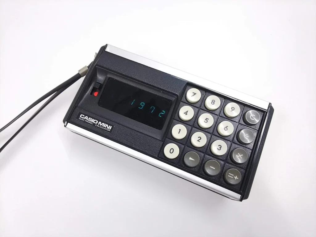 1972年発売の初代カシオミニの実物写真