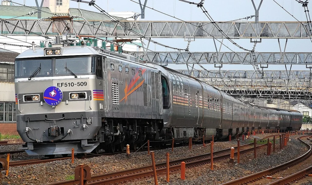 東北本線の赤羽駅と浦和駅の間を走る寝台特急カシオペア