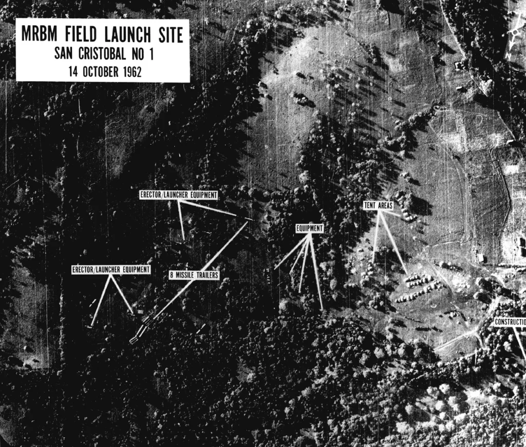 キューバに建設中のミサイル基地を捉えたU-2偵察写真