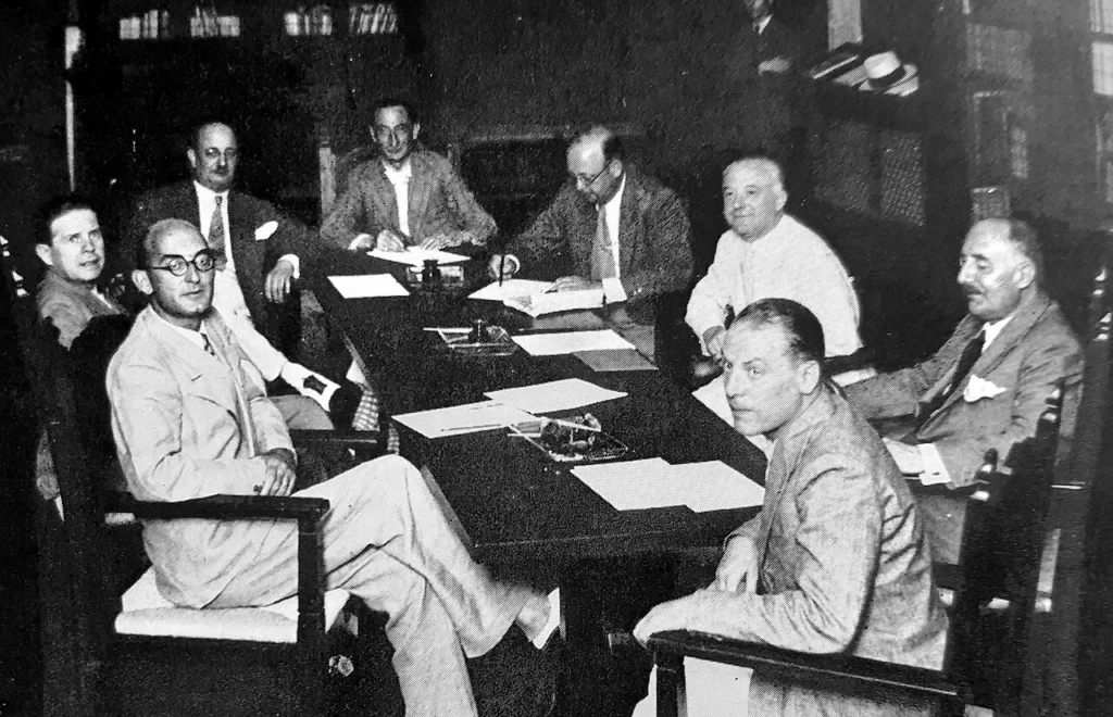 1932年の第1回ヴェネツィア映画祭の選考委員会の写真