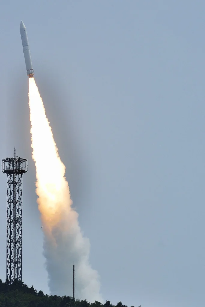 惑星分光観測衛星ひさきを搭載したイプシロンロケット試験機の打ち上げ写真