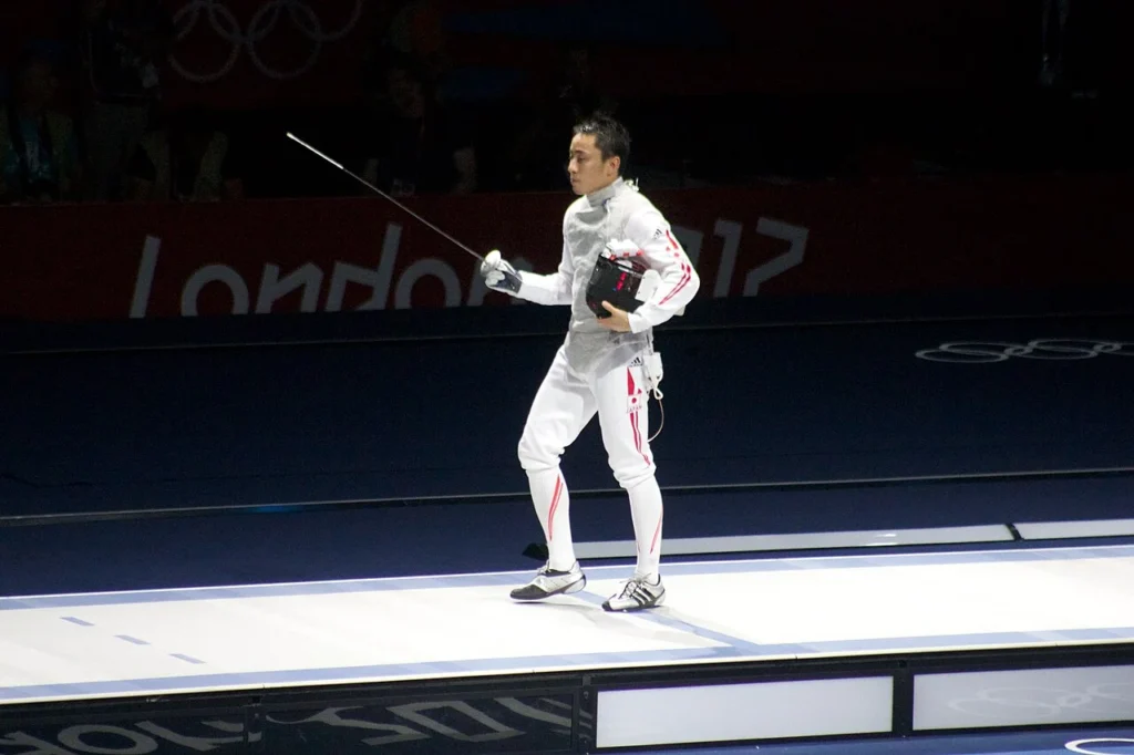 フェンシングの試合に臨む太田雄貴選手