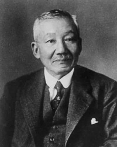 原子模型を提唱した長岡半太郎の肖像写真