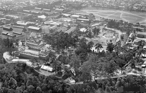 1936年に上空から撮影された姫路城