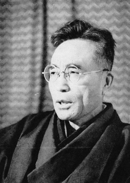 童話作家・浜田広介の肖像写真