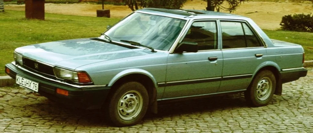 1982年型の第2世代ホンダ・アコード