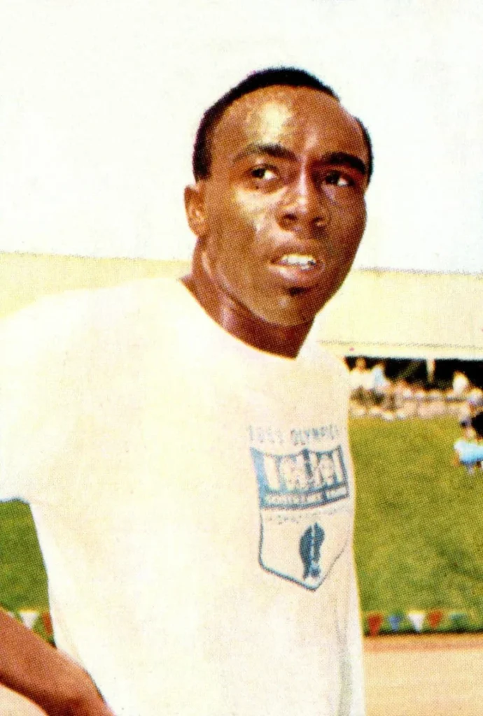 1968年当時の短距離走選手ジム・ハインズ