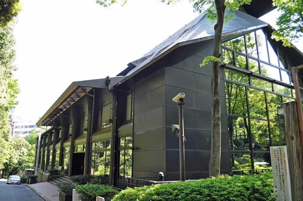 東京都にある神社本庁の建物