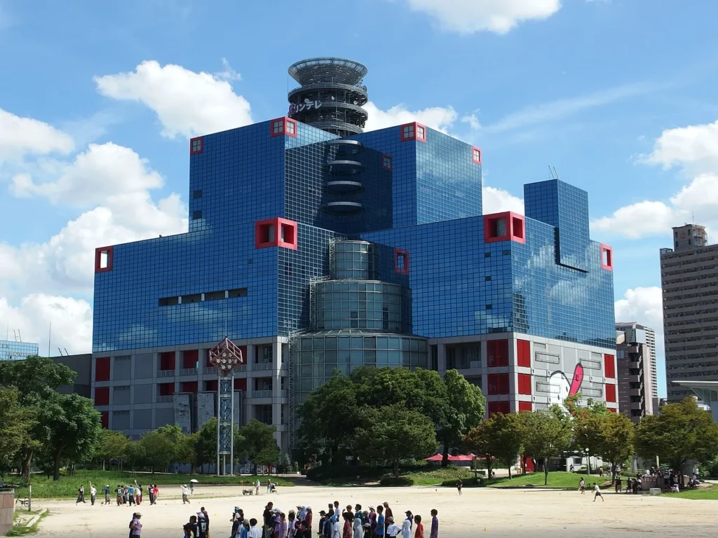 大阪にある関西テレビ本社の写真