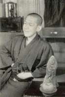 俳人・川端茅舎の肖像写真