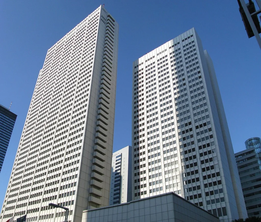 東京都新宿区西新宿にある京王プラザホテルの外観