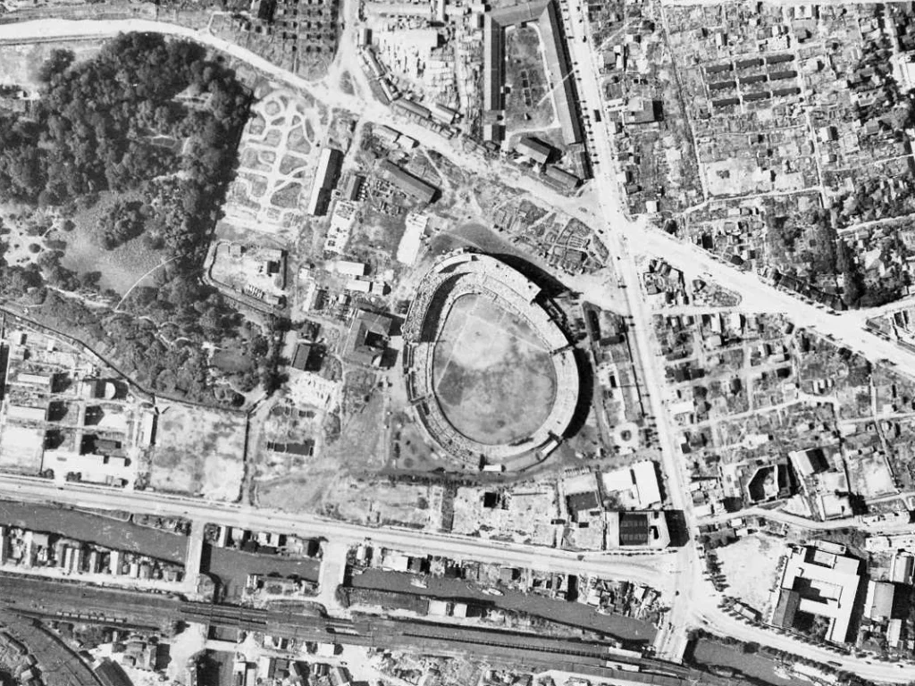 1947年に上空から撮影された後楽園球場