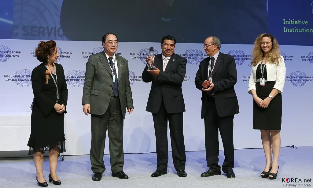 2014年に韓国で開かれた国連公共サービス・フォーラムと表彰式の写真