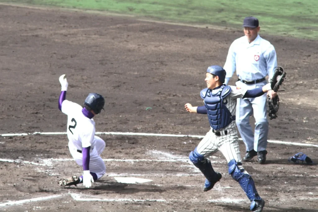 阪神甲子園球場で行われた春の選抜高校野球の試合