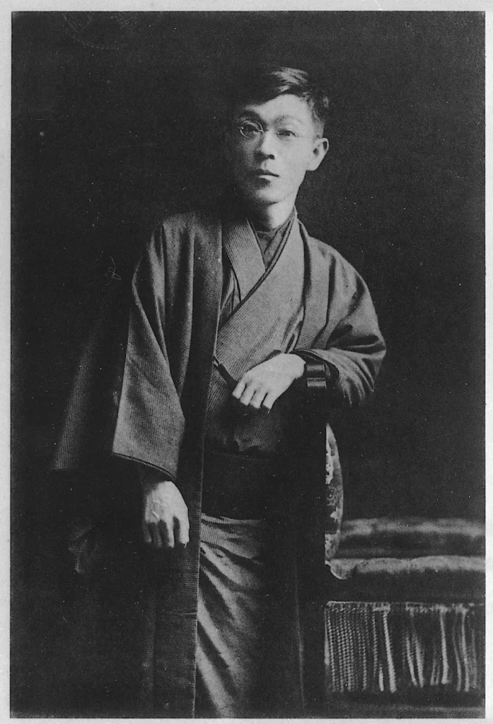 小説家・泉鏡花の肖像写真