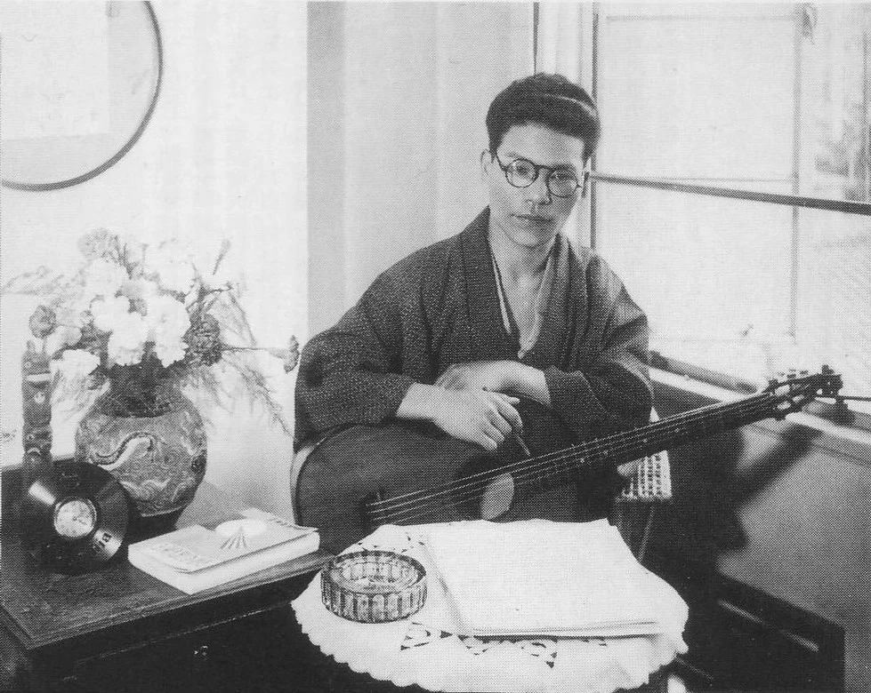 作曲家・古賀政男の肖像写真