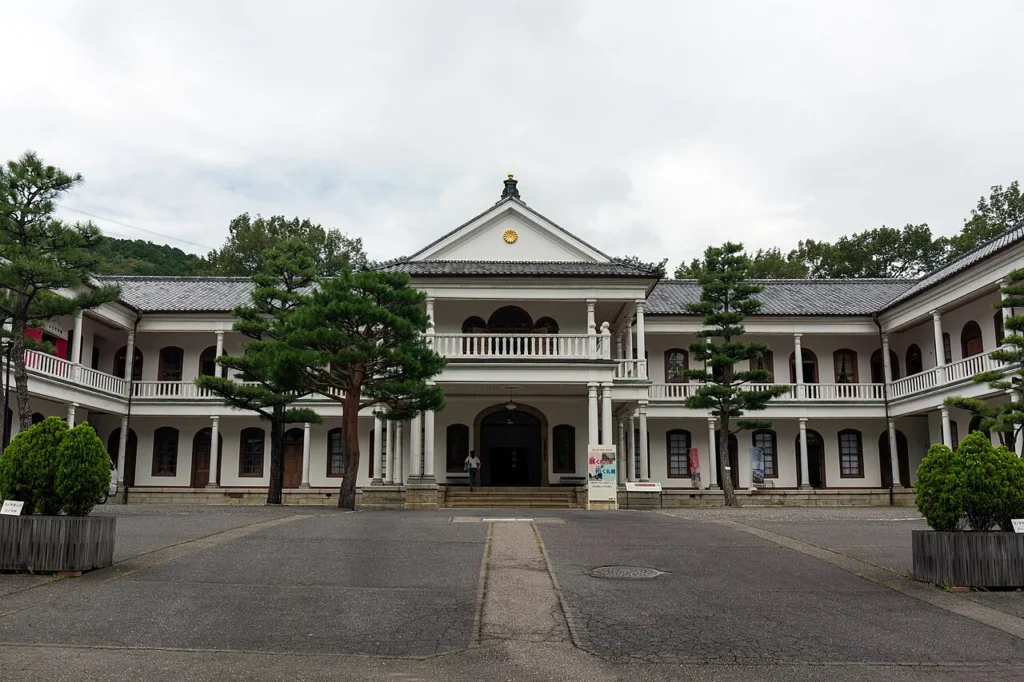 博物館明治村に移築された旧三重県庁舎