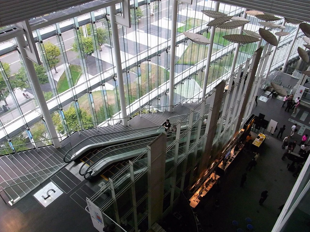 東京都江東区にある日本科学未来館