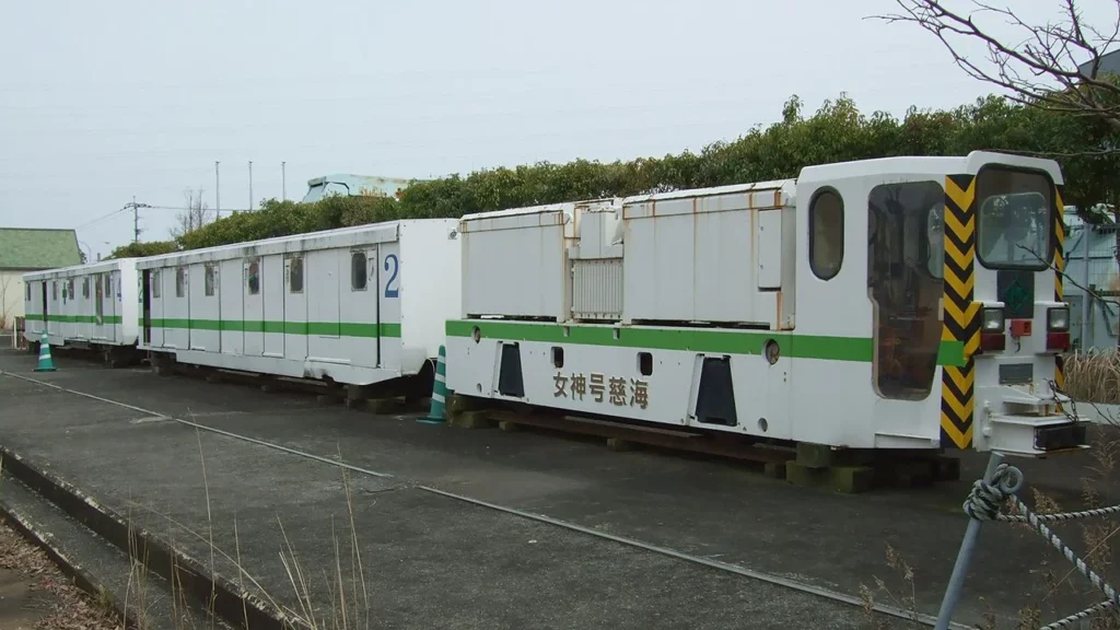 三井三池炭鉱で坑内の人員輸送に使われた人車