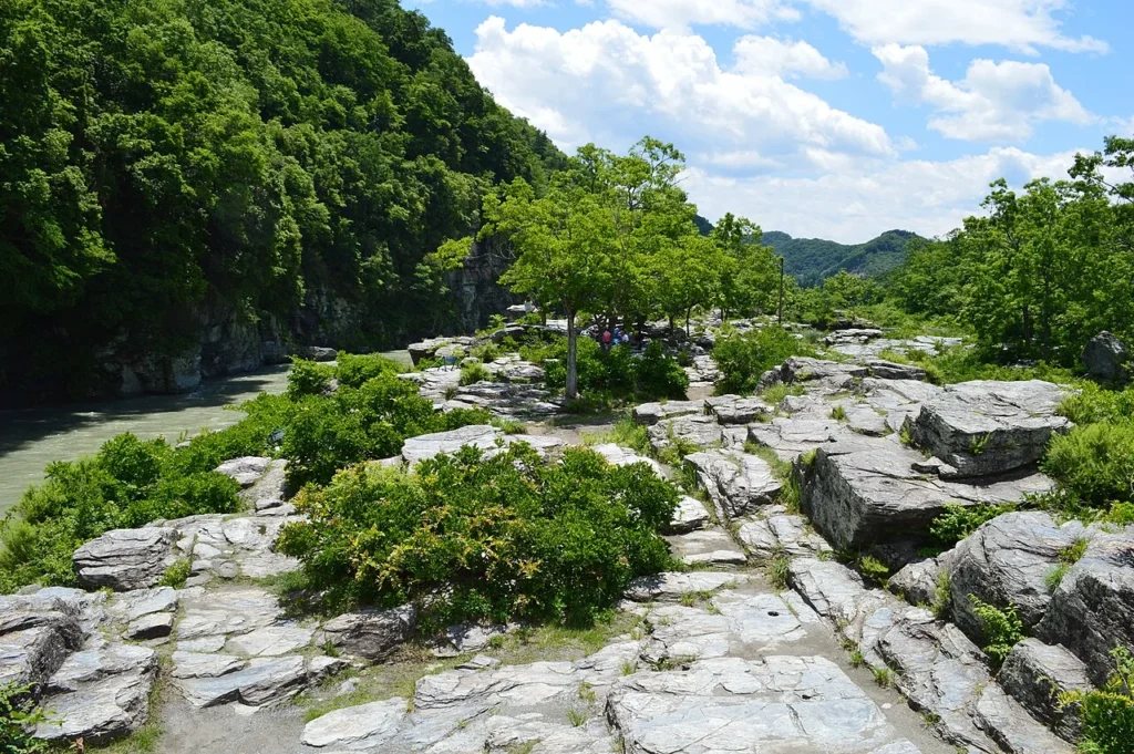 埼玉県長瀞渓谷の岩畳