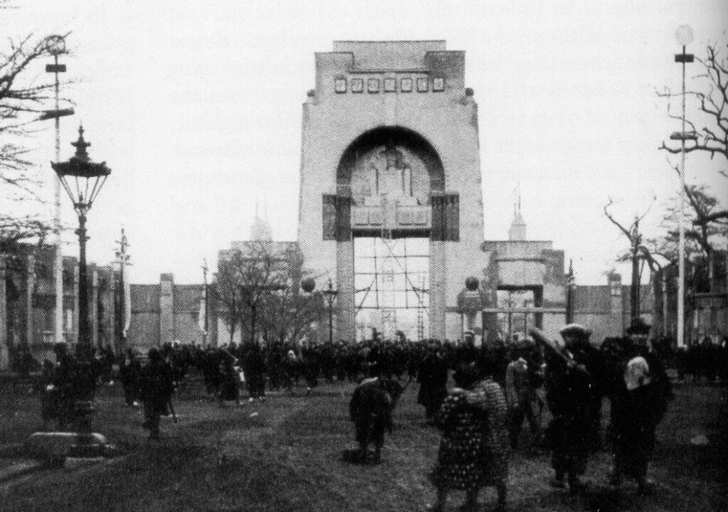 1914年の東京大正博覧会に建てられた建築物の写真