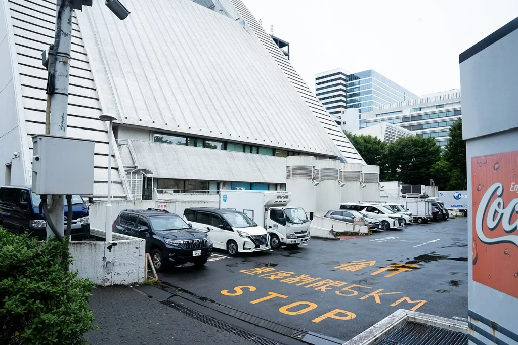 閉館前日の中野サンプラザの写真
