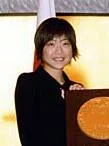 国民栄誉賞を授与された日の高橋尚子の写真
