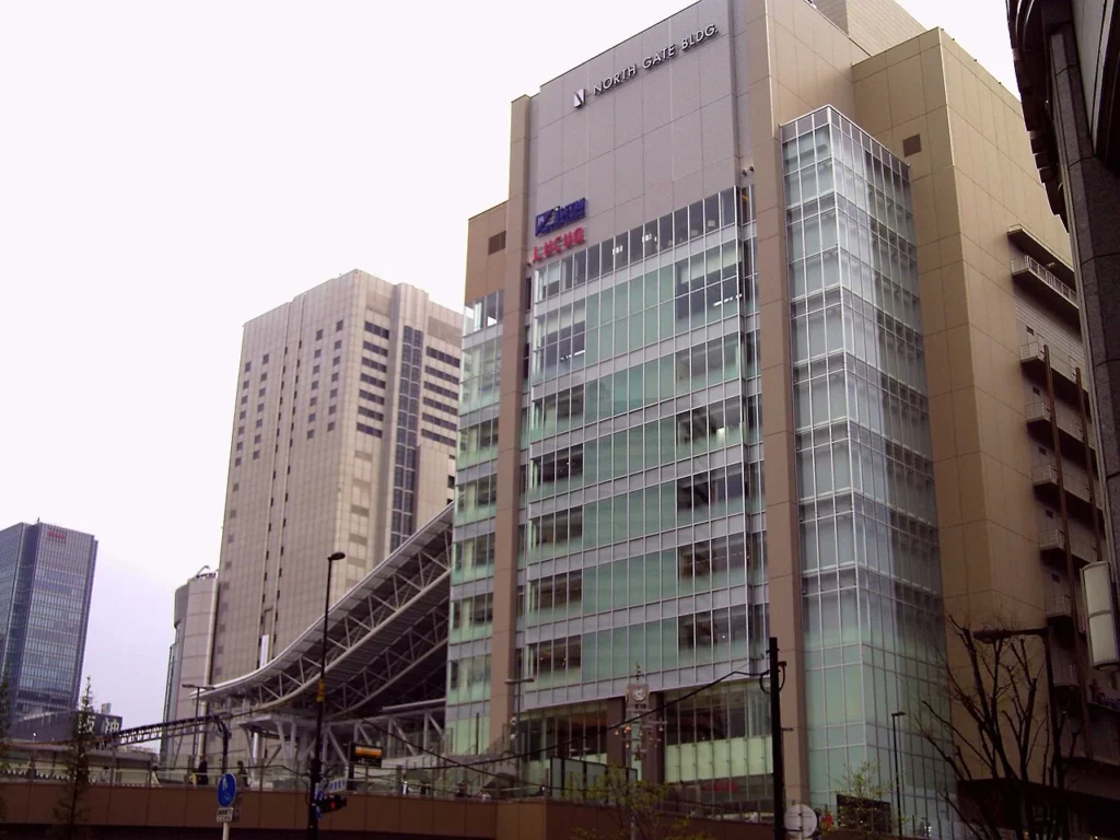 開業直前の大阪ステーションシティ