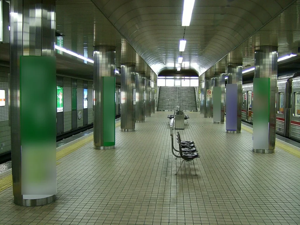 大阪市営地下鉄御堂筋線なかもず駅のホーム