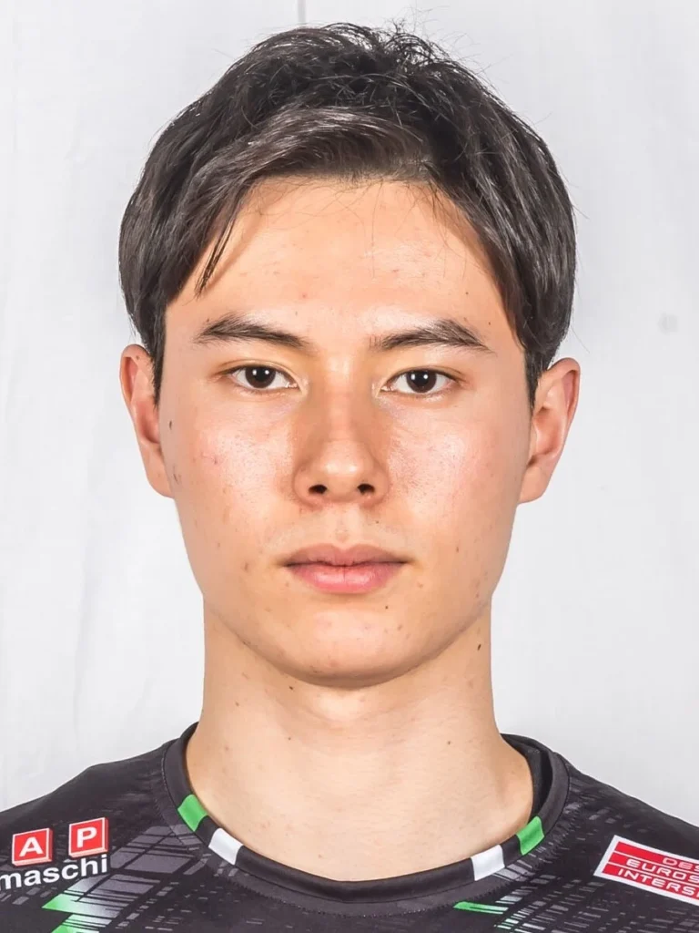 バレーボール日本代表・髙橋藍の写真