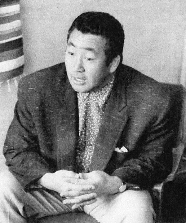プロレスラー力道山の肖像写真