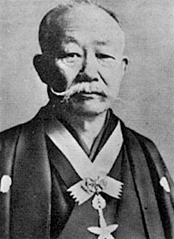 作家・幸田露伴の肖像写真