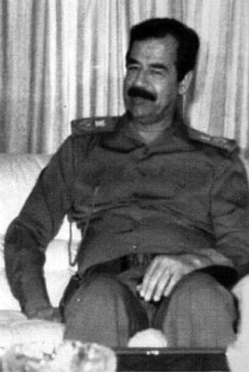 イラク元大統領サッダーム・フセインの肖像写真