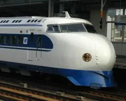 福山駅の新幹線0系の写真