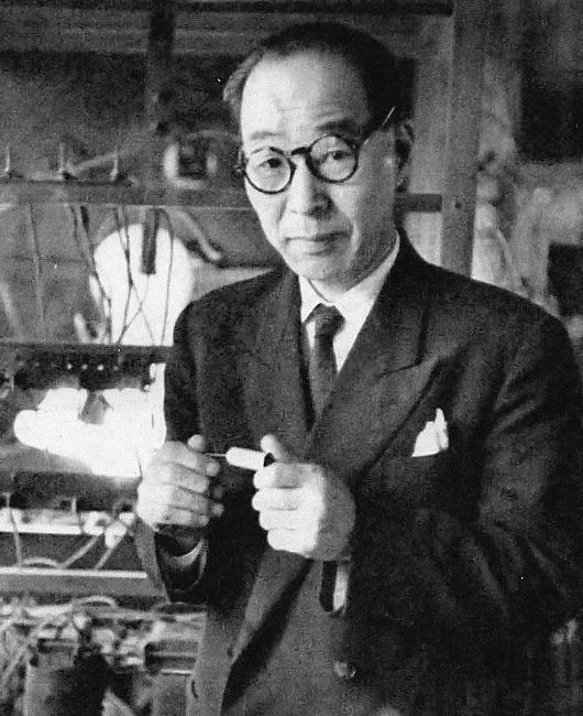 詩人・村野四郎の肖像写真