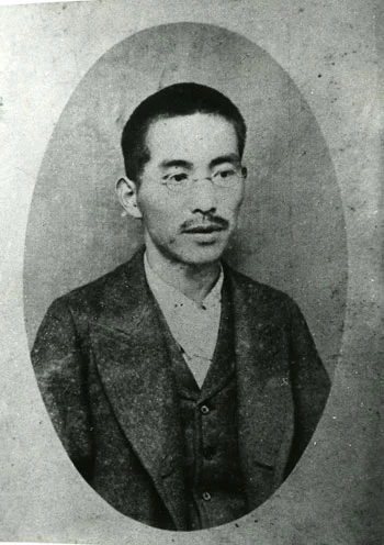 中村屋の創業者である相馬愛蔵の肖像写真