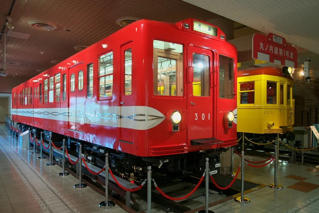 地下鉄博物館に保存されている丸ノ内線300形301号車