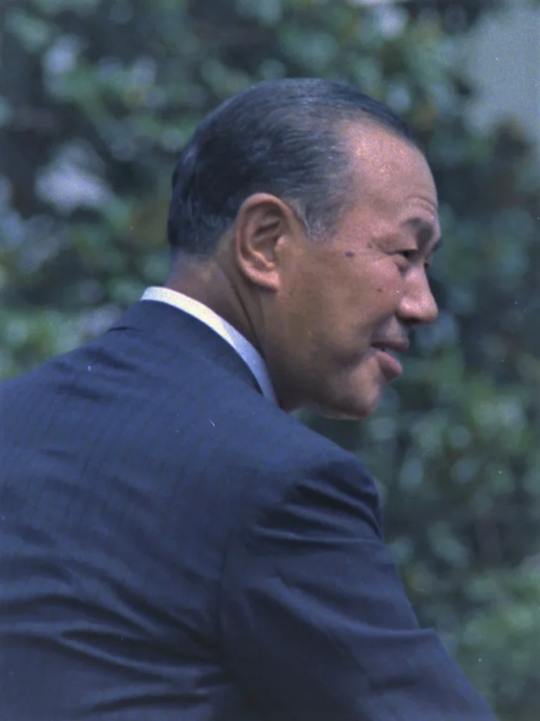 田中角栄首相の肖像写真