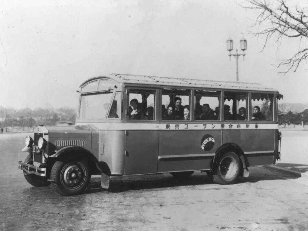 戦前の東京遊覧乗合自動車の観光バス
