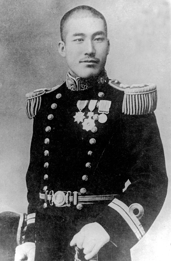 第六潜水艇の艇長を務めた佐久間勉海軍大尉