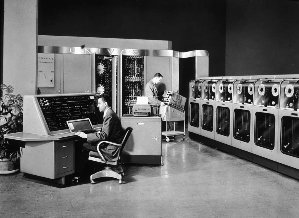 アメリカ合衆国国勢調査局向けUNIVAC Iの完成記念写真