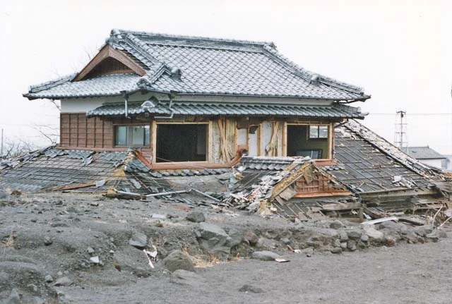雲仙岳の噴火による被災地の写真
