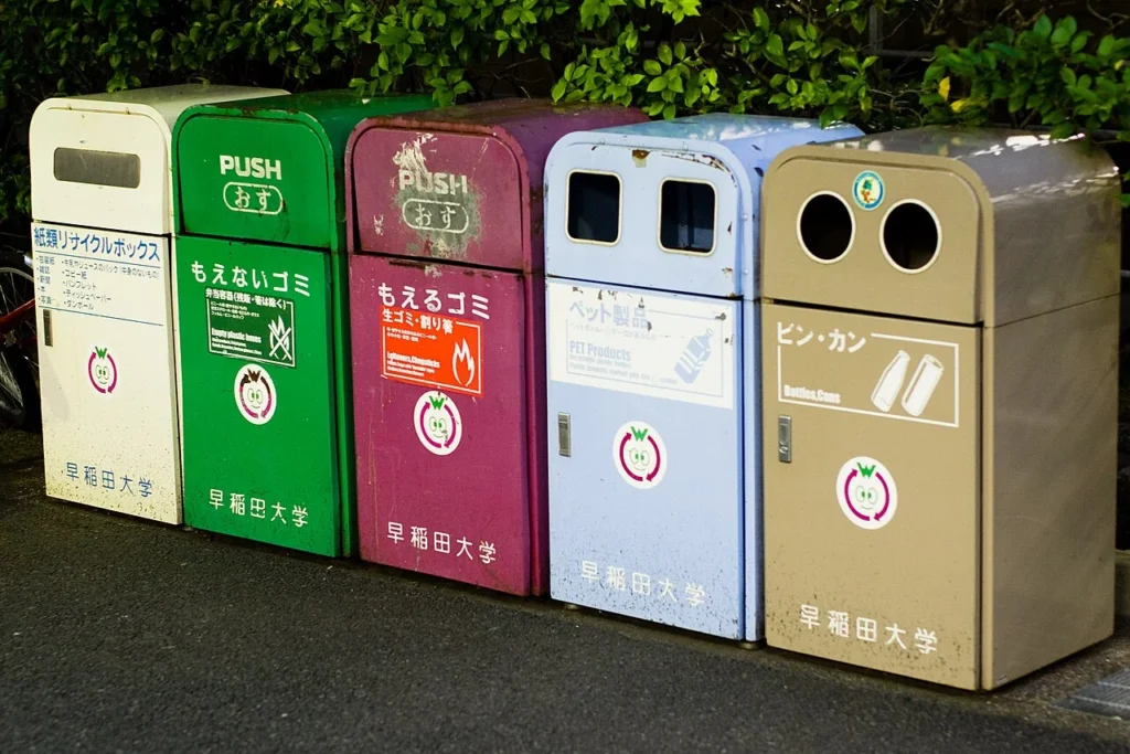分別回収用のリサイクルボックス