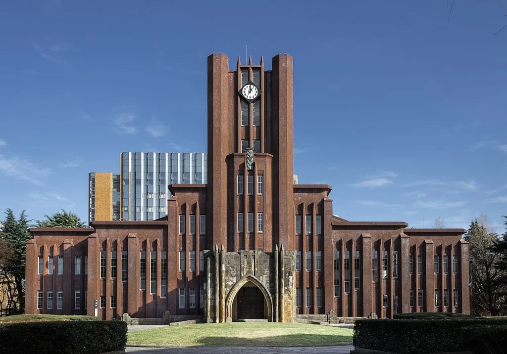 東京大学本郷キャンパスの安田講堂