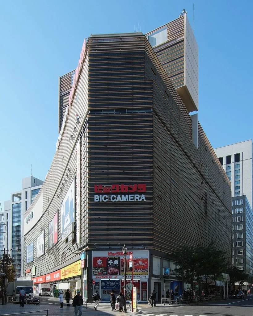 旧そごう東京店が入っていた東京・有楽町の読売会館