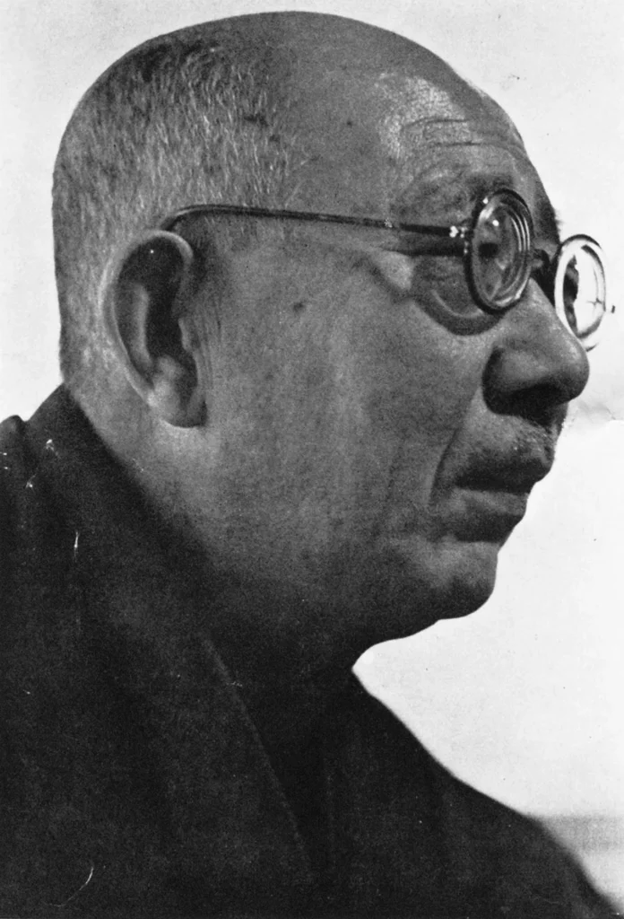 小説家・山本有三の肖像写真